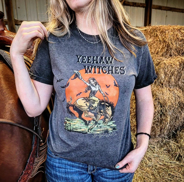 Graphic T-Shirt - Yeehaw Witches